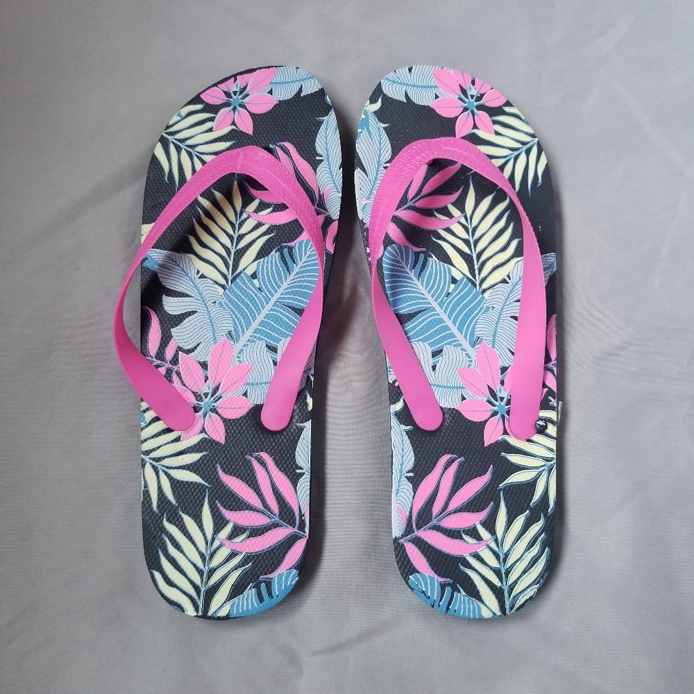 Women's Flip Flops 5/6 Black Pink Yellow Blue Leaves Tropical NWT